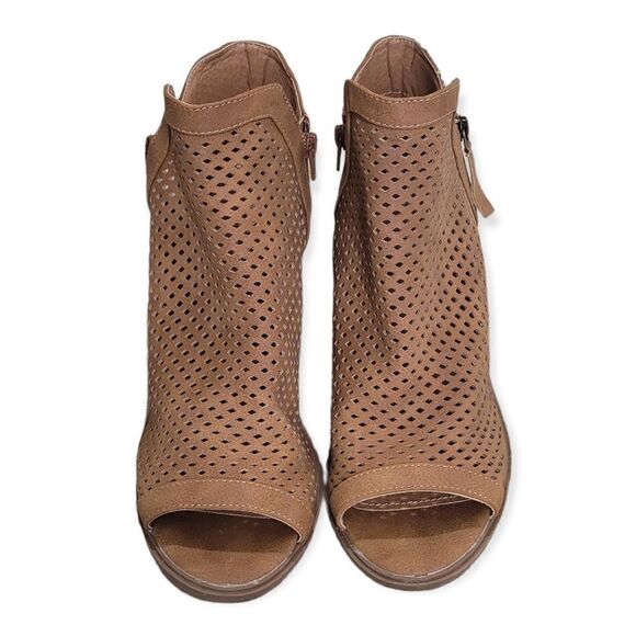 Portland Boot Co. Emma bootie - Picture 3 of 4